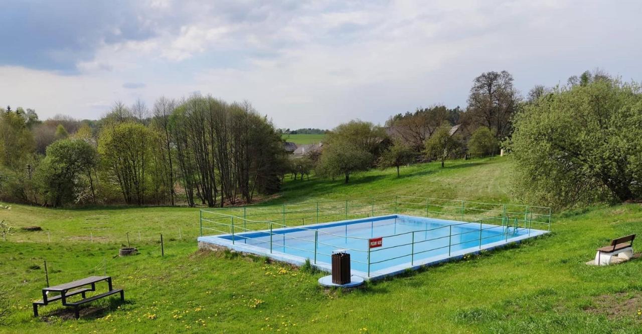 Stodola Villa Cetenov Esterno foto